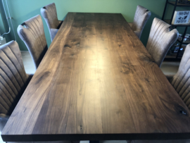 Eettafel notenhout