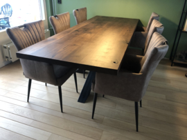 Eettafel notenhout