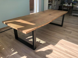 Eiken boomstam eettafel