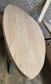 Eiken organische eettafel