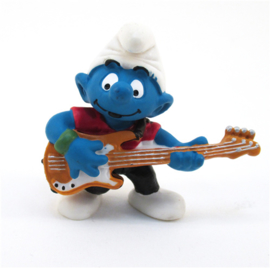 Bassist smurf 20450