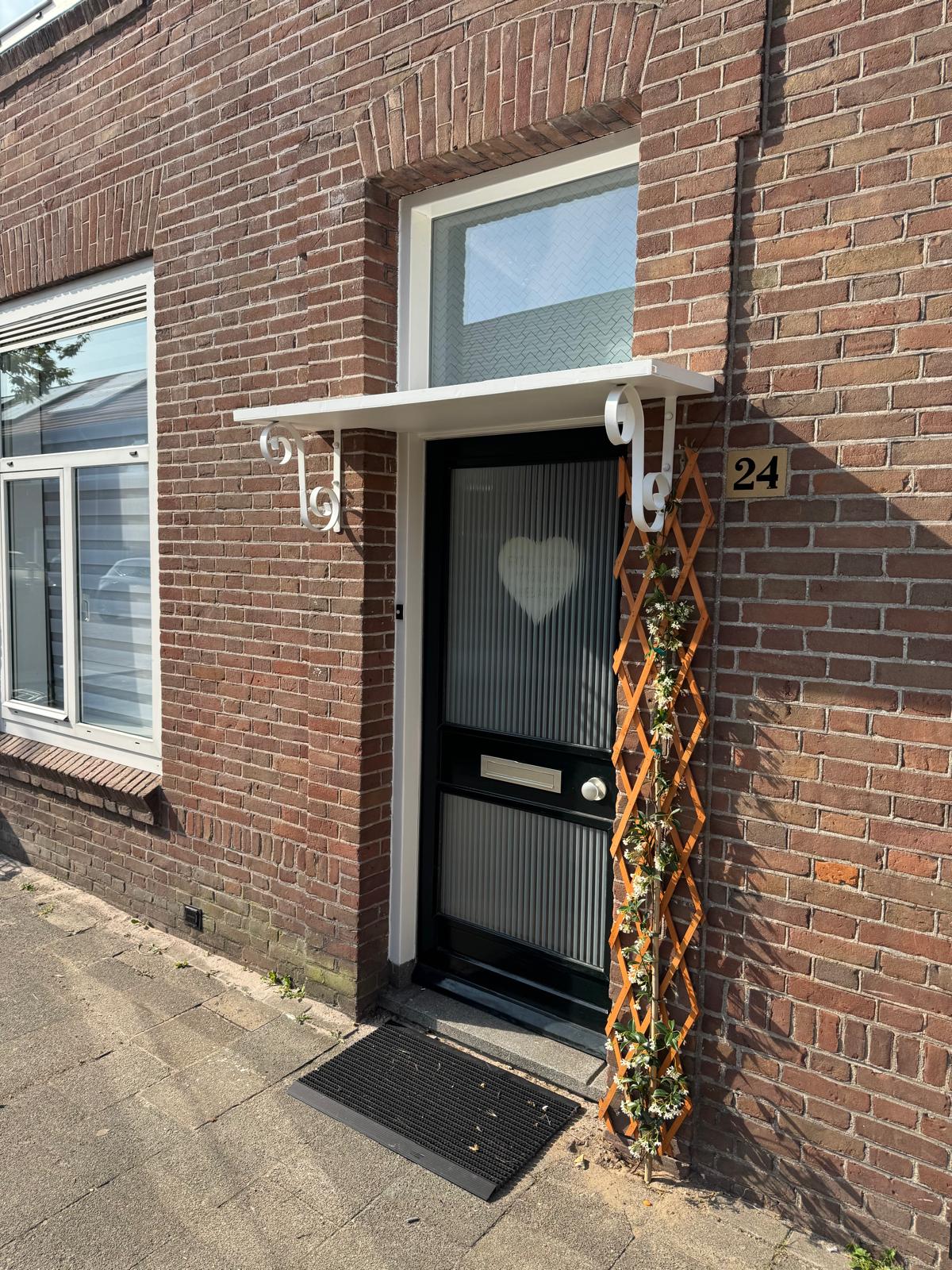 Stalen deurluifel op maat gemaakt