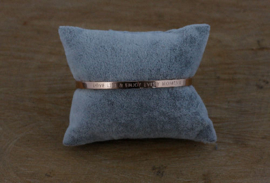 Quote armband 'Love Life and Enjoy Every Moment' rosegold
