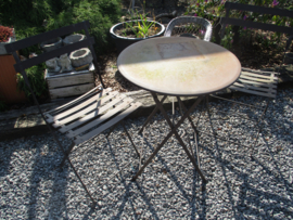 oude metalen bistro set