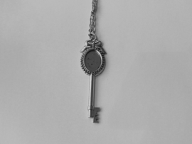 Hanger in de vorm van een sleutel