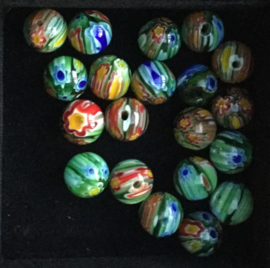 Millefiori glaskralen, rond, multicolor, 0,9 cm. set van 6 stuks