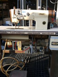 Pfaff 1445 Tripple transport met RAP