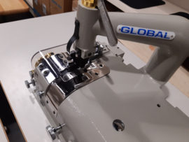 GLOBAL 1335 LH-DD Triple vrije arm en GLOBAL SK 111 Schalmmachine