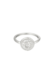 Ring- Bloem 'zilver' maat 16