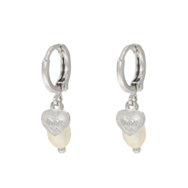 Oorbellen- Sweet love 'zilver'