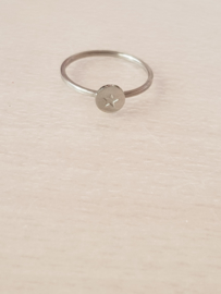 Ring- Sterretje 'zilver' maat 16,5