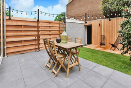 Prikkabel paal met schuttingbevestiging - 4 stuks