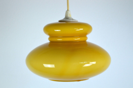 mosterdgele hanglamp