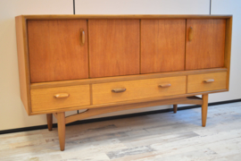 halfhoog dressoir G plan