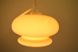 mostergele hanglamp