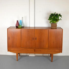 teak halfhoog dressoir