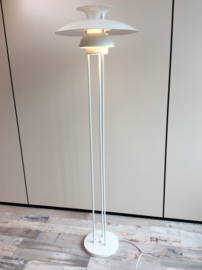 witte staande schemerlamp