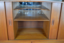 teak halfhoog dressoir