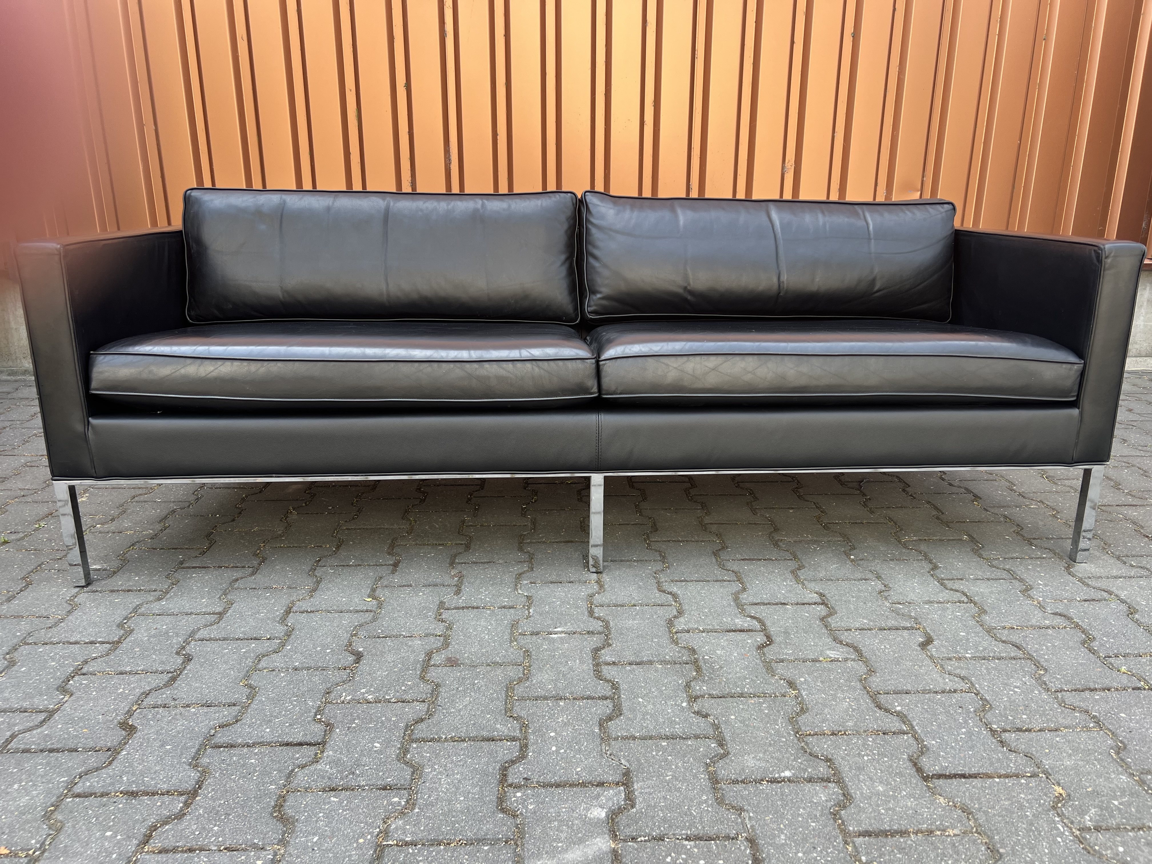 Artifort  C905 model 2,5 zits, vintage