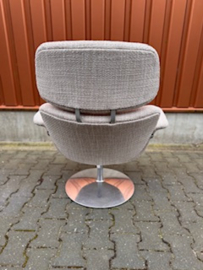 Artifort fauteuil Big Tulip F545 van Pierre Paulin