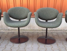 Artifort Little Tulip F163 stoel - Pierre Paulin