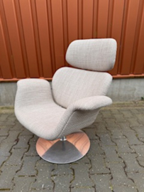 Artifort fauteuil Big Tulip F545 van Pierre Paulin