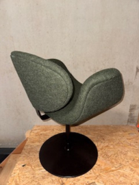Artifort Little Tulip F163 stoel - Pierre Paulin