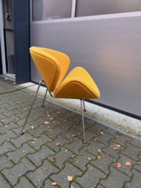 Artifort Orange Slice fateuil F437B van Pierre Paulin kleur GEEL