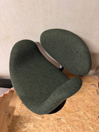 Artifort Little Tulip F163 stoel - Pierre Paulin