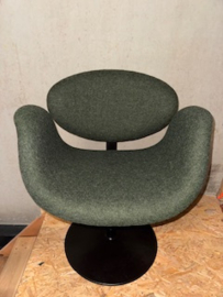 Artifort Little Tulip F163 stoel - Pierre Paulin