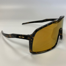 Oakley Sutro - Black / splash gold.