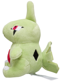 Pokémon Center Pokémon fit knuffel  Larvitar