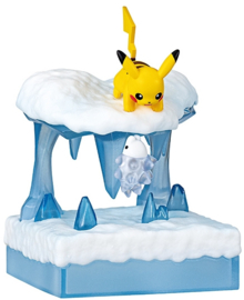 Re-ment Pokémon World 3 Ice Pikachu & Snom