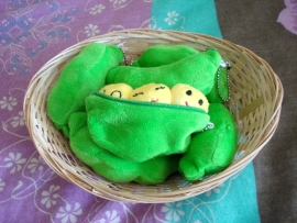 Pea in Pod plushie