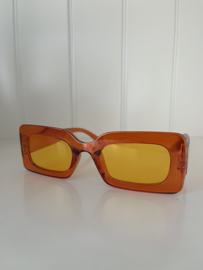 Zonnebril oranje 4