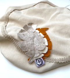 PIETENMUTS - Rib licht beige (beige randje)