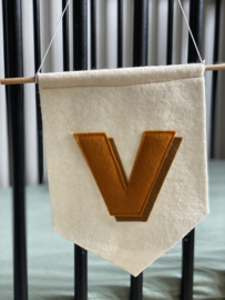 LETTER BANNER - vilt