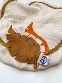 PIETENMUTS - rib licht beige (gouden randje)