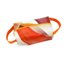Travelkit - Down the rabbit hole