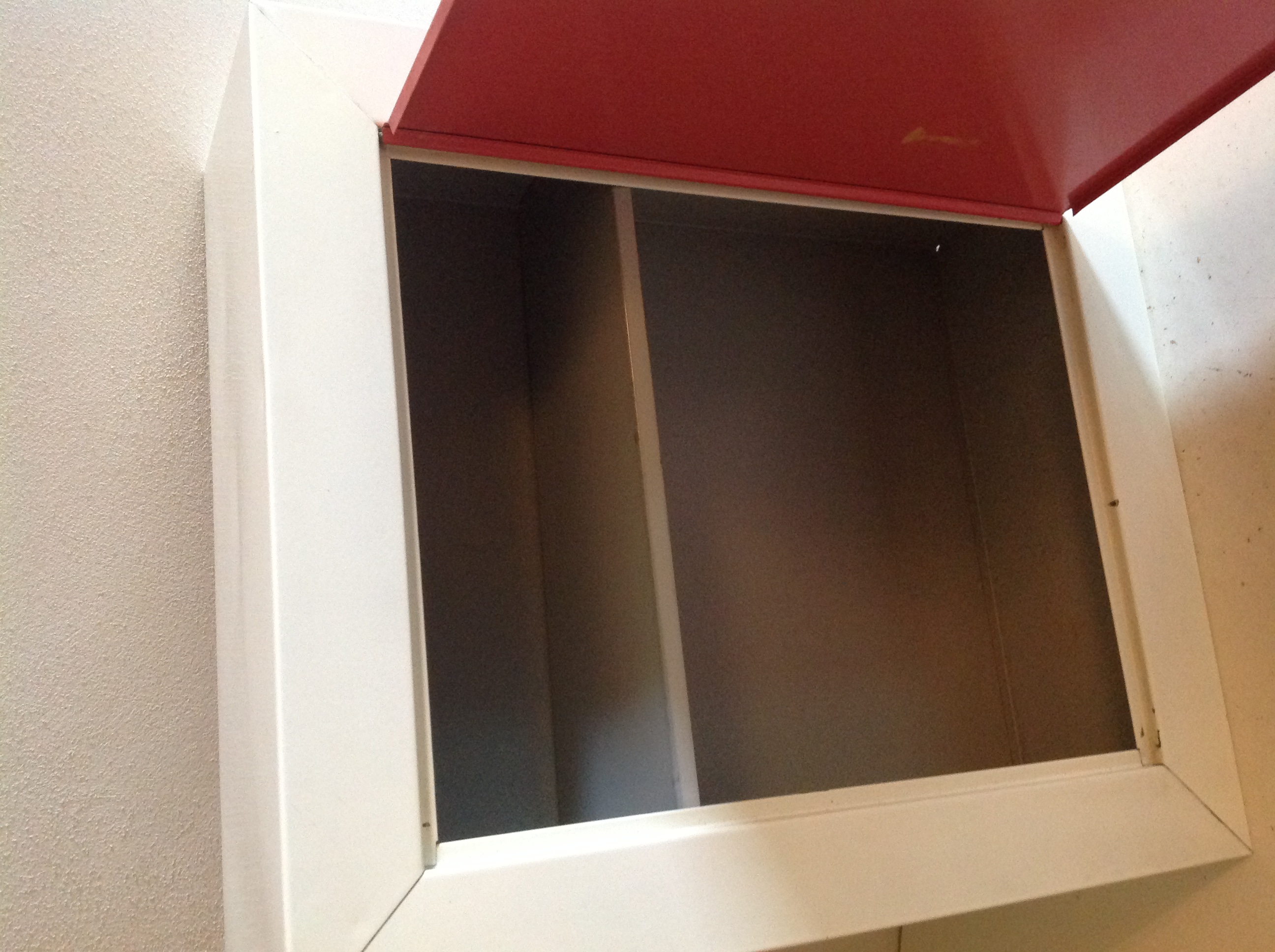 Badkamerkastje/medicijnkastje.