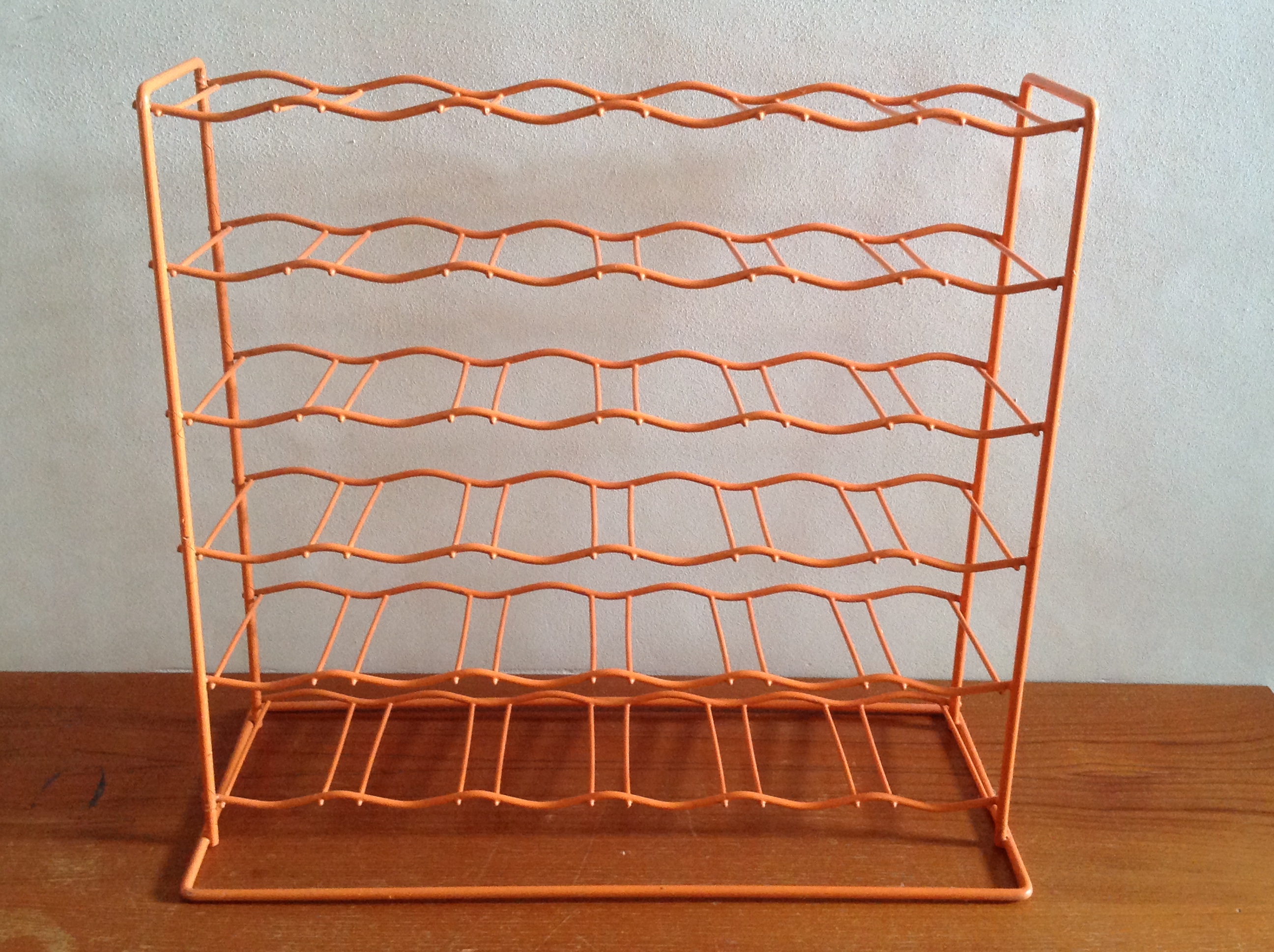 Wijnrek.  Tomado. 70’s.