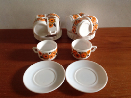 Kop en schotel. Arcopal. Lotus.