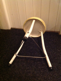 Brabantia kruk. Geel.