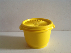 Tupperware bakje. Citroengeel.