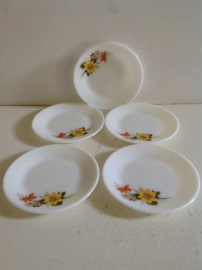 Gebaksschotel. Merk: Pyrex.