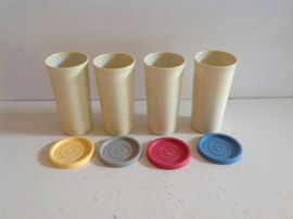 Tupperware. Drinkbekers.