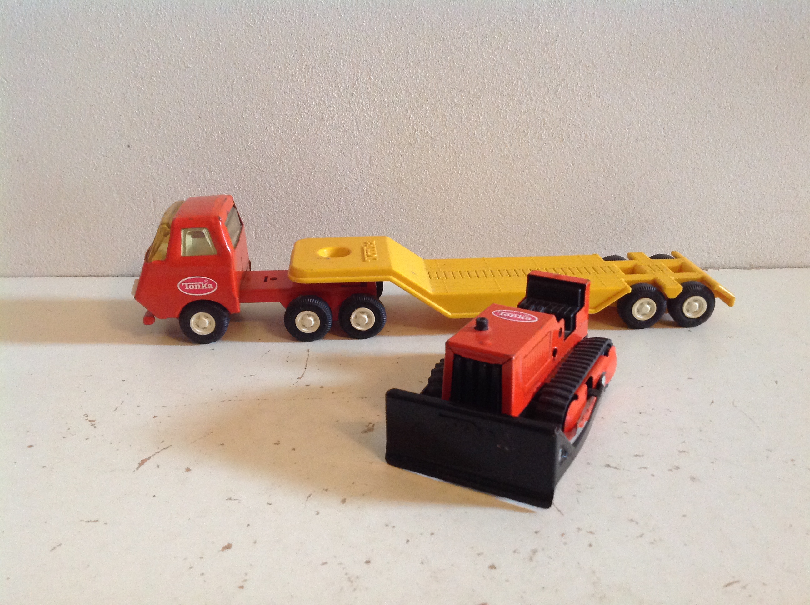 Tonka. Truck met oplegger.