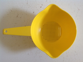 Tupperware vergiet.