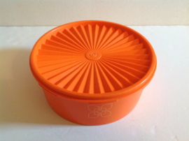 Voorraadbak. Tupperware.