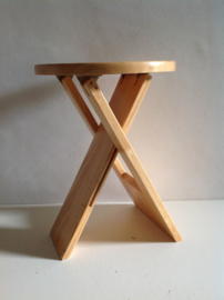 Design kruk. Opvouwbaar. Suzy Stool